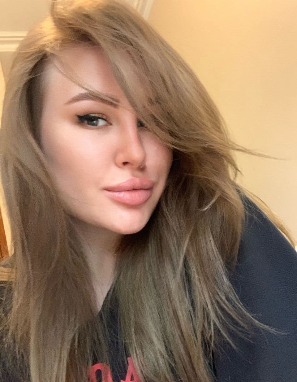 Инга проститутка интим салон СПб у метро Маяковская интим салон путана